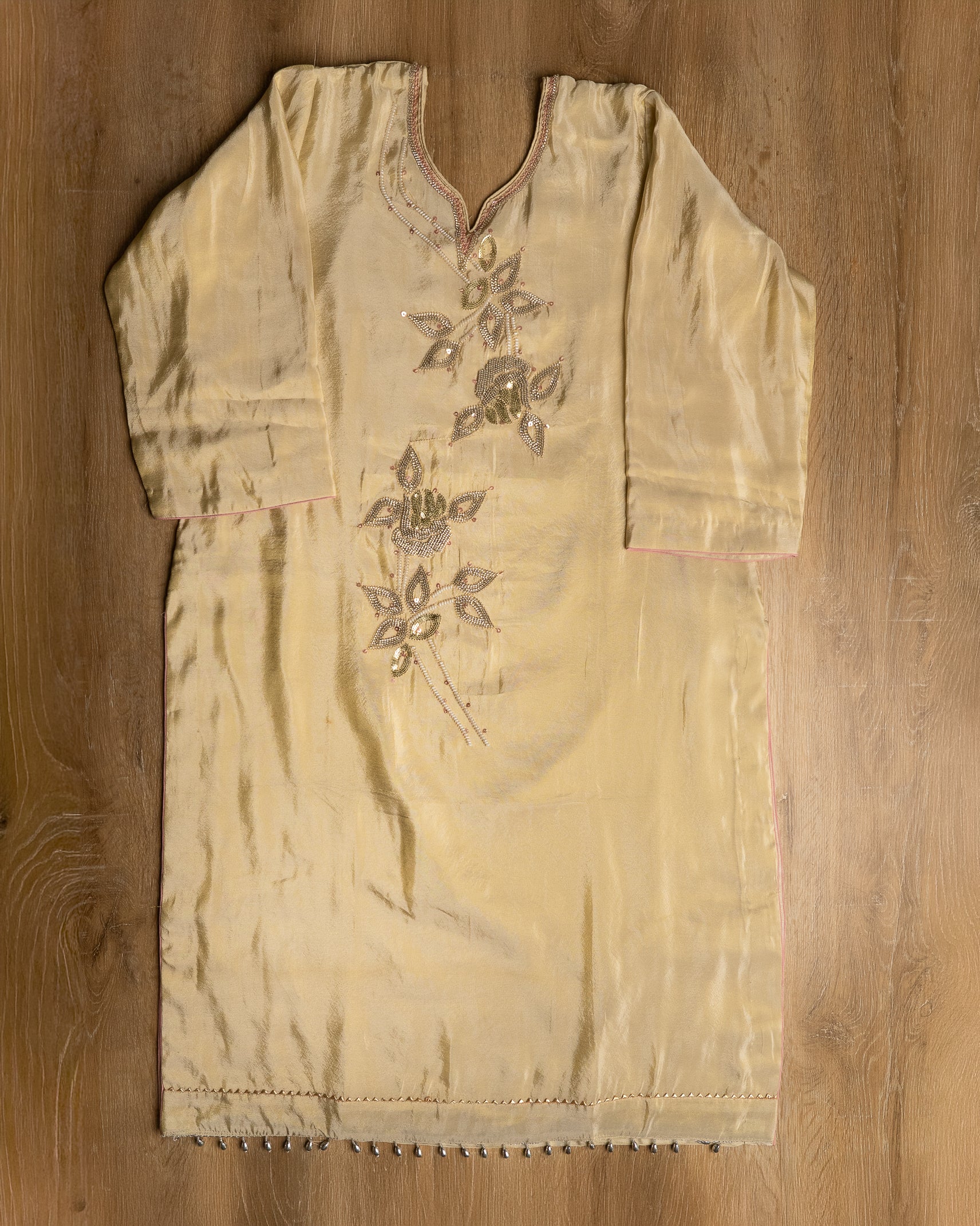 Dusty Rose Crinkle Suit Set with Embellished Kurti